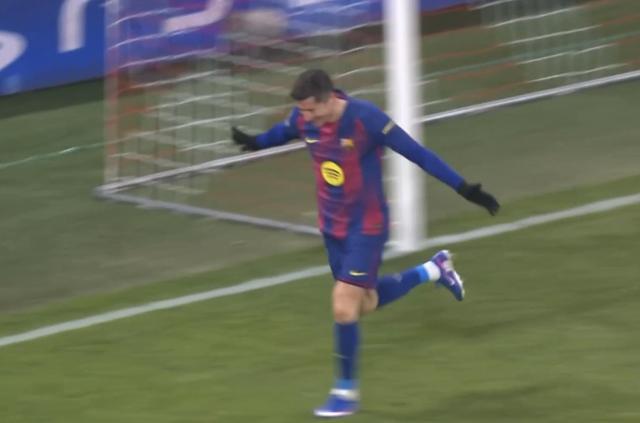 九游体育app下载官网-莱万欧冠生涯已攻破39队大门超过C罗，仅次于梅西